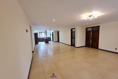 3 Bed Apartment with En Suite at Riverside Drive