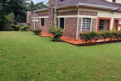 5 Bed House with En Suite at Redhill