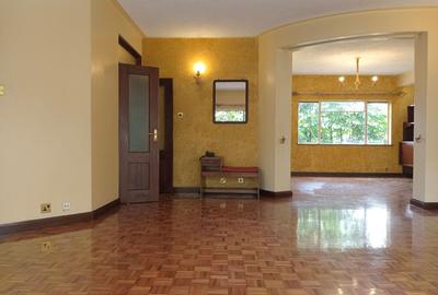 4 Bed Apartment with En Suite in Kilimani