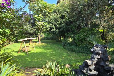 4 Bed House with En Suite at Loresho Road - 3