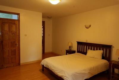 Furnished 3 Bed Apartment with En Suite at Brookeside Estate - 2