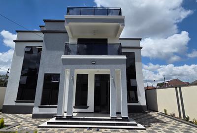 4 Bed House with En Suite at Eastern Bypass - 2