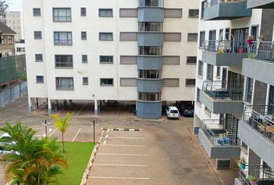 3 Bed Apartment with En Suite at Rhapta Rd