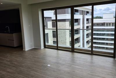 3 Bed Apartment with En Suite in Nyari