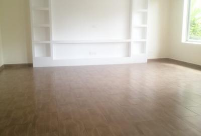 4 Bed Townhouse with En Suite in Syokimau - 3