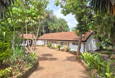4 Bed House with En Suite in Kyuna - 4