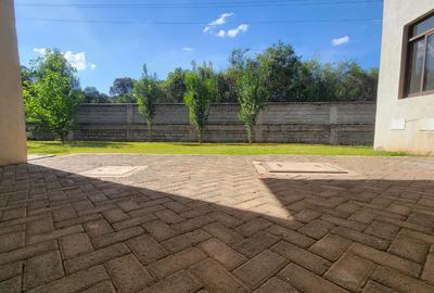 5 Bed House with En Suite in Karen - 2