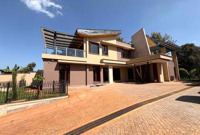 4 Bed Villa with En Suite at Tala Road