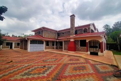 5 Bed House with En Suite in Muthaiga