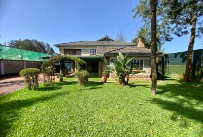 4 Bed House with En Suite in Runda - 2