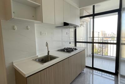 1 Bed Apartment with Swimming Pool in Kilimani - 3