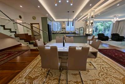 2 Bed Apartment with En Suite at Un - 4