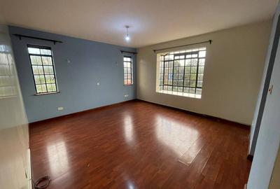 3 Bed Apartment with En Suite in Westlands Area - 2