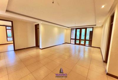 4 Bed Apartment with En Suite at Riverside Drive - 3