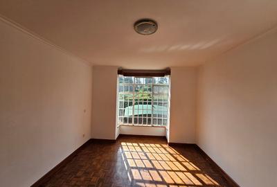 4 Bed House with En Suite in Nyari - 4