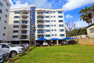 3 Bed Apartment with En Suite at Rhapta Road