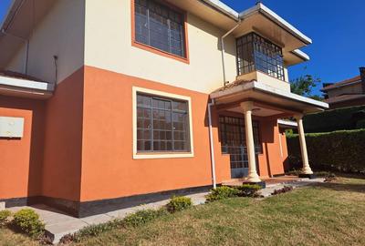 4 Bed House with En Suite at Fourways