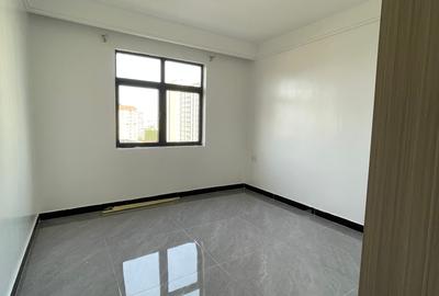 1 Bed Apartment with Swimming Pool in Kilimani - 4