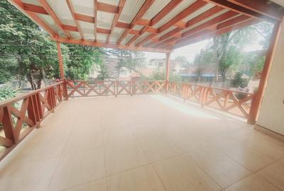 4 Bed Townhouse with En Suite at Lavington