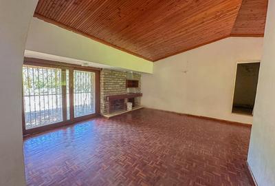 4 Bed House with En Suite in Gigiri - 2