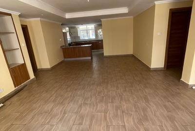 3 Bed Apartment with En Suite in Kilimani - 4