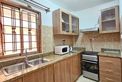Furnished 1 Bed Apartment with En Suite in Nyari - 3