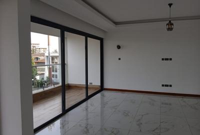 Serviced 3 Bed Apartment with En Suite in Kileleshwa