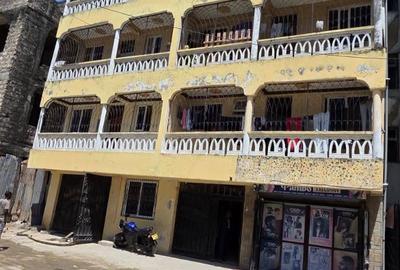 10 Bed House at Bamburi - 4