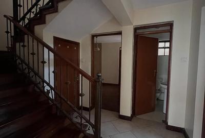 5 Bed Townhouse with En Suite at Kileleshwa - 3