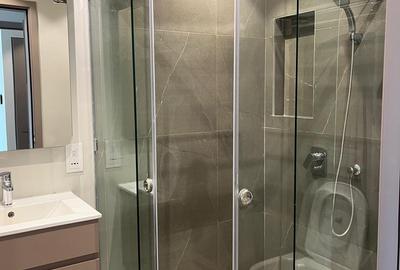 1 Bed Apartment with En Suite at Redhill - 4