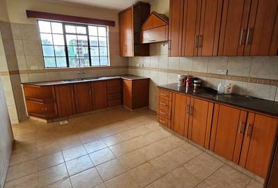 3 Bed Apartment with En Suite at Lavington