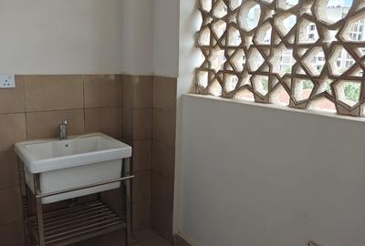 3 Bed Apartment with En Suite at Ole Shapara Road - 4