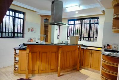 4 Bed Townhouse with En Suite in Lavington