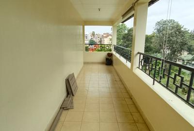 4 Bed Apartment with En Suite at Off Waiyaki Way