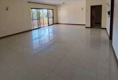 3 Bed Apartment with En Suite at Tabere - 3