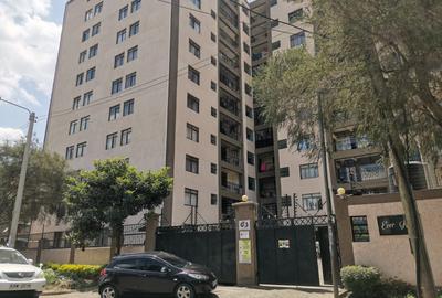 3 Bed Apartment with En Suite in Kilimani