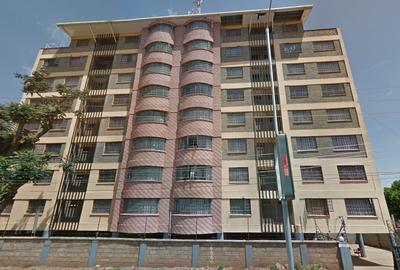 4 Bed Apartment with En Suite in Parklands