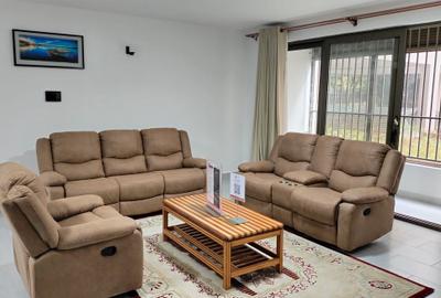 3 Bed Apartment with En Suite at Muthangari Drive Lavington