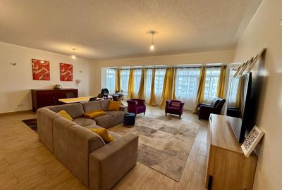 Furnished 3 Bed Apartment with En Suite in Brookside