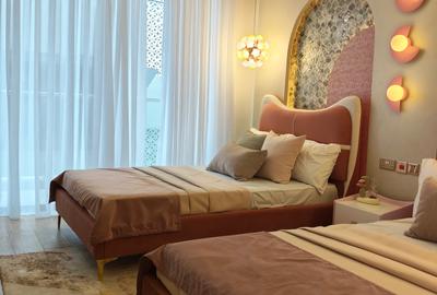 Serviced 3 Bed Apartment with En Suite at 2 Avanue - 4