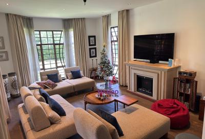 5 Bed Villa with En Suite at Mimosa Rd - 4