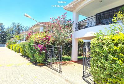 4 Bed Townhouse with En Suite in Spring Valley