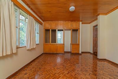 5 Bed House with En Suite at Old Muthaiga - 4