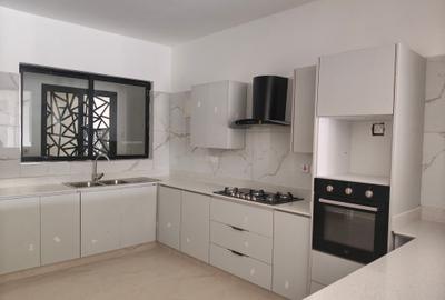 3 Bed Apartment with En Suite at Westlands - 3