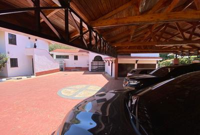 4 Bed Villa with En Suite in Gigiri - 3