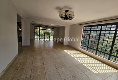 4 Bed House with En Suite in Runda - 2