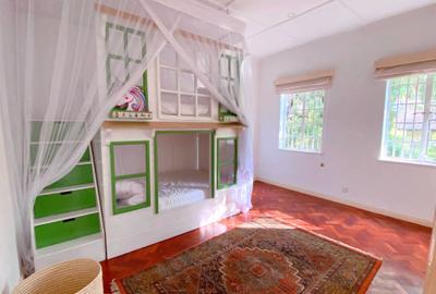 4 Bed Apartment with En Suite in Muthaiga - 2