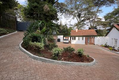 4 Bed Townhouse with En Suite at Kyuna