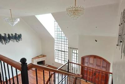 5 Bed House with En Suite in Karen - 4