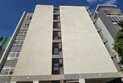 4 Bed Apartment with En Suite at 2Nd Parklands